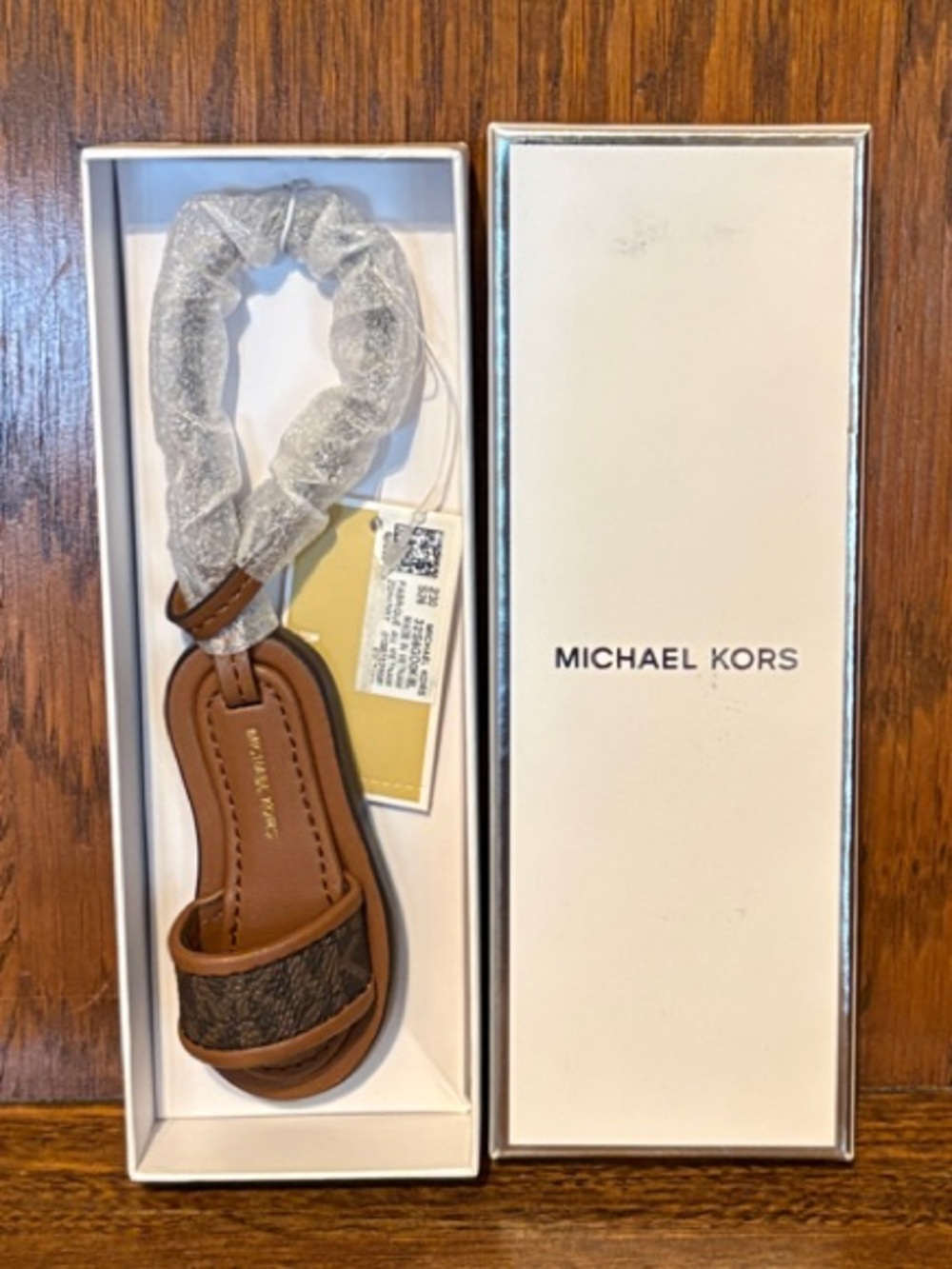 NWT-Michael Kors-Flip Flop🩴Novelty Slide Bag Charm-Luggage Brown-$79.50